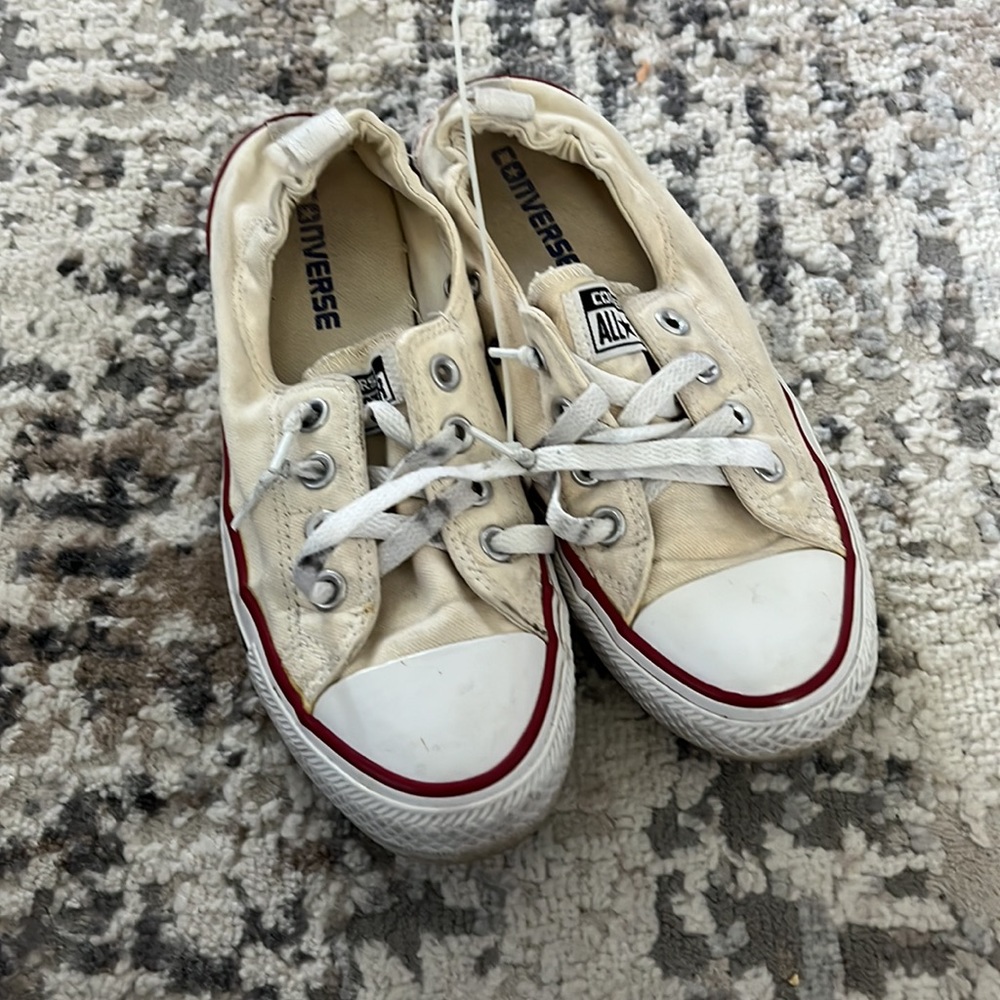Converse - Picture 2 of 4